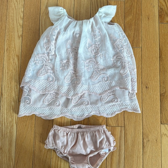 Baby Girl Ruffle Dress with matching ruffle diaper cover!!! - Picture 1 of 4
